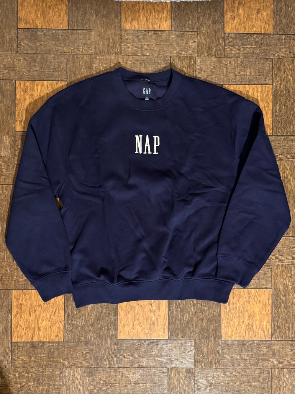 Gap NAP Crewneck New York Knicks Nike Jordan 1 New Balance 9060 Adidas Samba